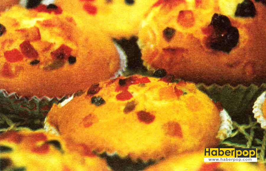 Kuru Meyveli Findikli Muffin Tarifi-nefis-elmali-kurabiye-tuzlu-kurabiye-kolay-tatli-kurabiye-kakaolu-cevizli-cikolatali