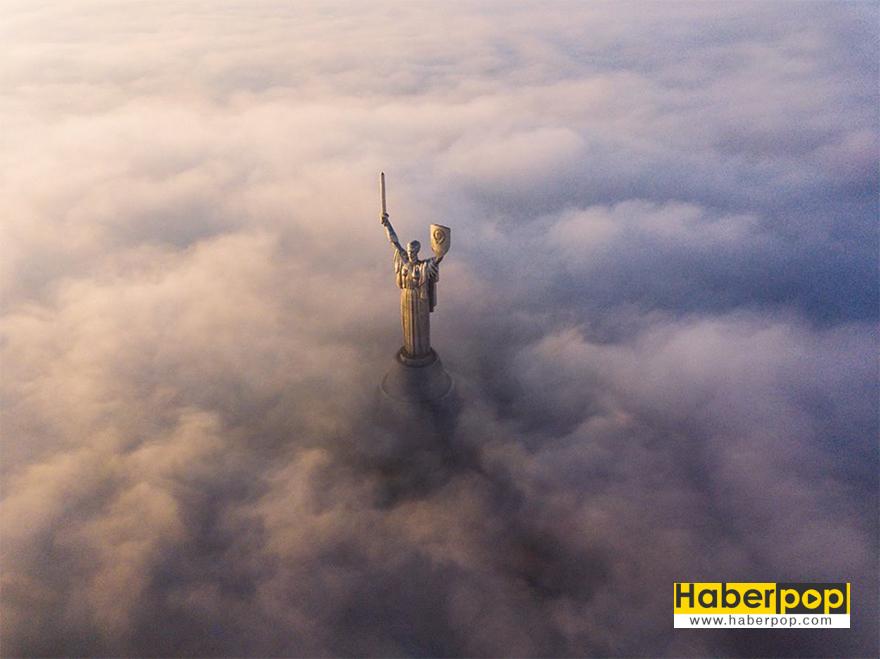Halkın Seçimi Ödülü, "Kiev Anıtları"
